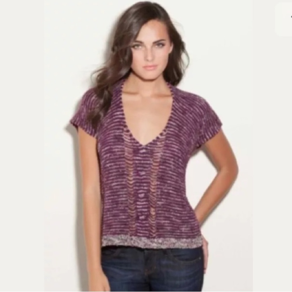 GUESS Striped V Neck Dolman Sleeve Distressed Knit Top Womens Size L